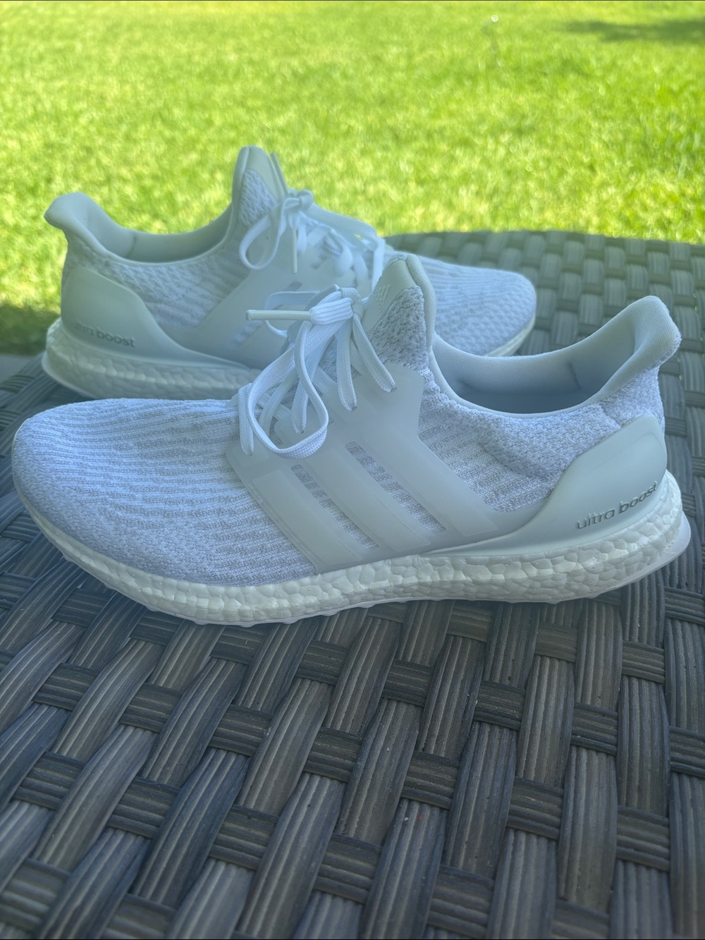 Adidas Ultraboost Running Shoes White Women’s Size 9.5 Like New Comfort Sneaker